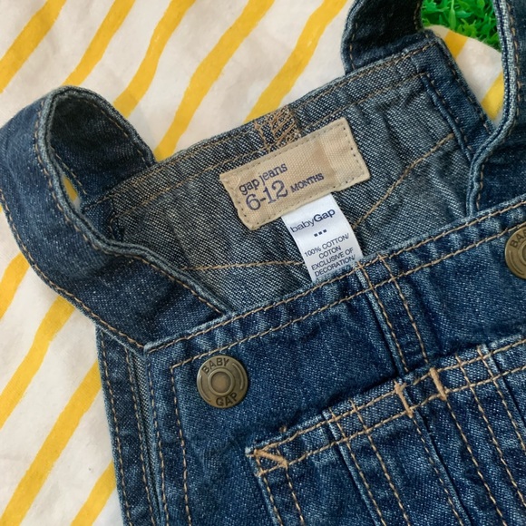 Baby Gap Overall Skirt w/onesie - Picture 3 of 4